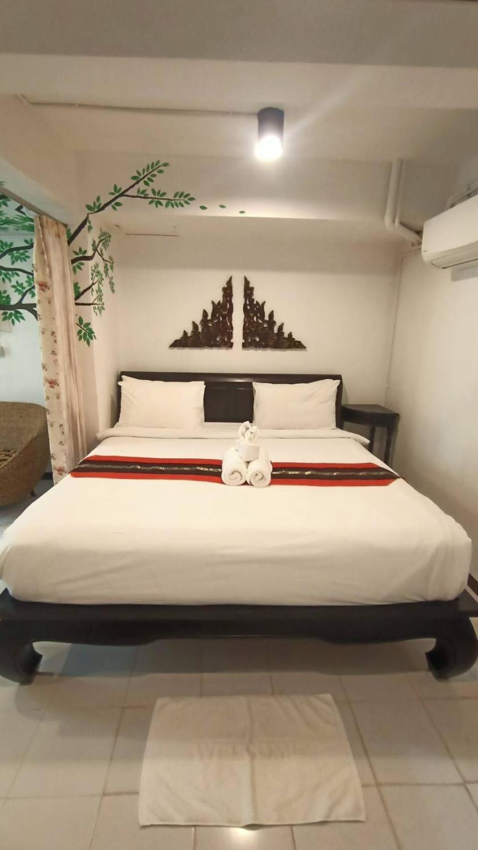 Vlodge&Vegetarian Vegan Hotel Chiang Mai Eksteriør bilde