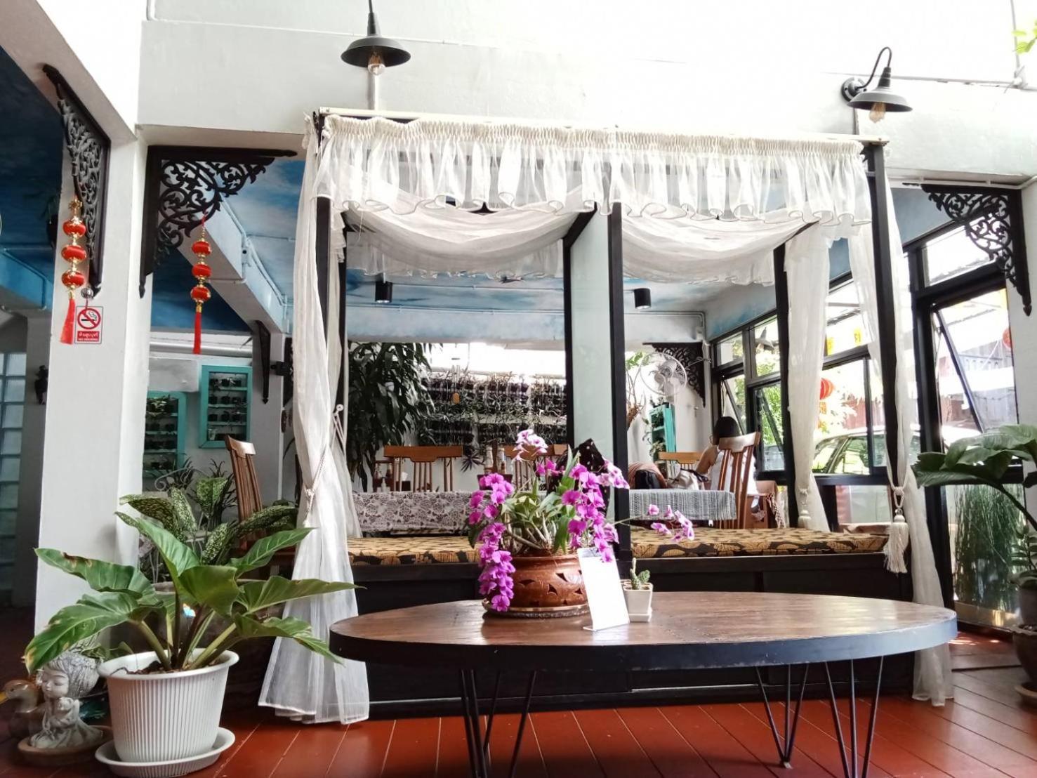 Vlodge&Vegetarian Vegan Hotel Chiang Mai Eksteriør bilde